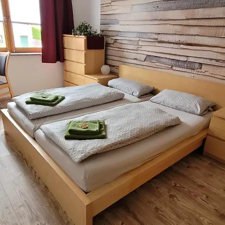Bei Mallok's Apartment